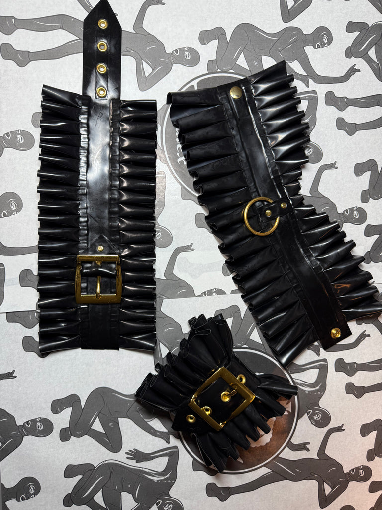 SALE buckle frill set